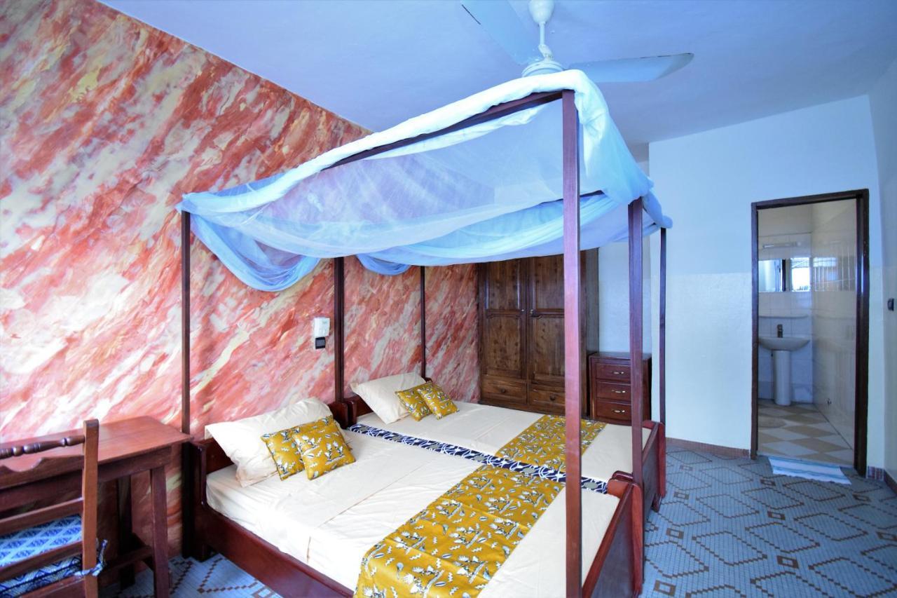 קוטונו B&B Chez Rita מראה חיצוני תמונה